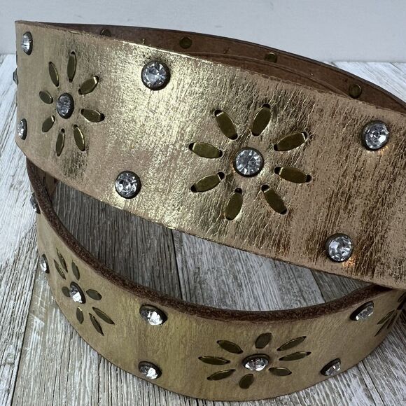 Gold Leather Boho Studded Bling Rodeo Cowgirl Medium Belt NWOT - Picture 3 of 6
